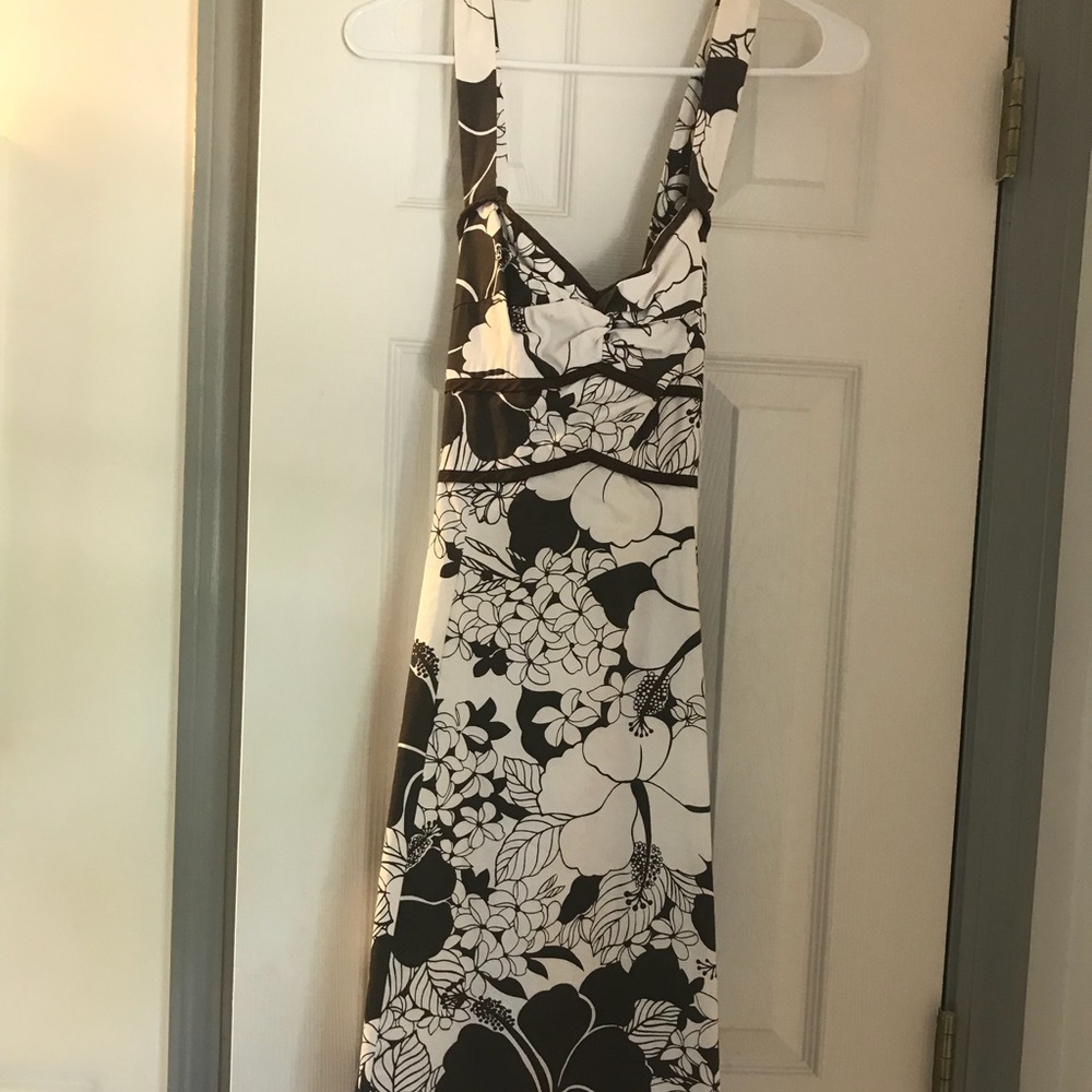 Harold’s floral dress